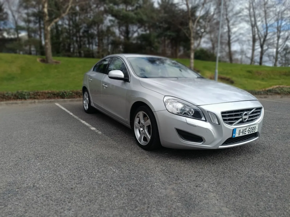 Volvo S60 2011 - Image 4