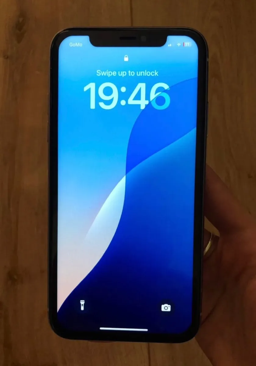 IPhone 11 - Image 1