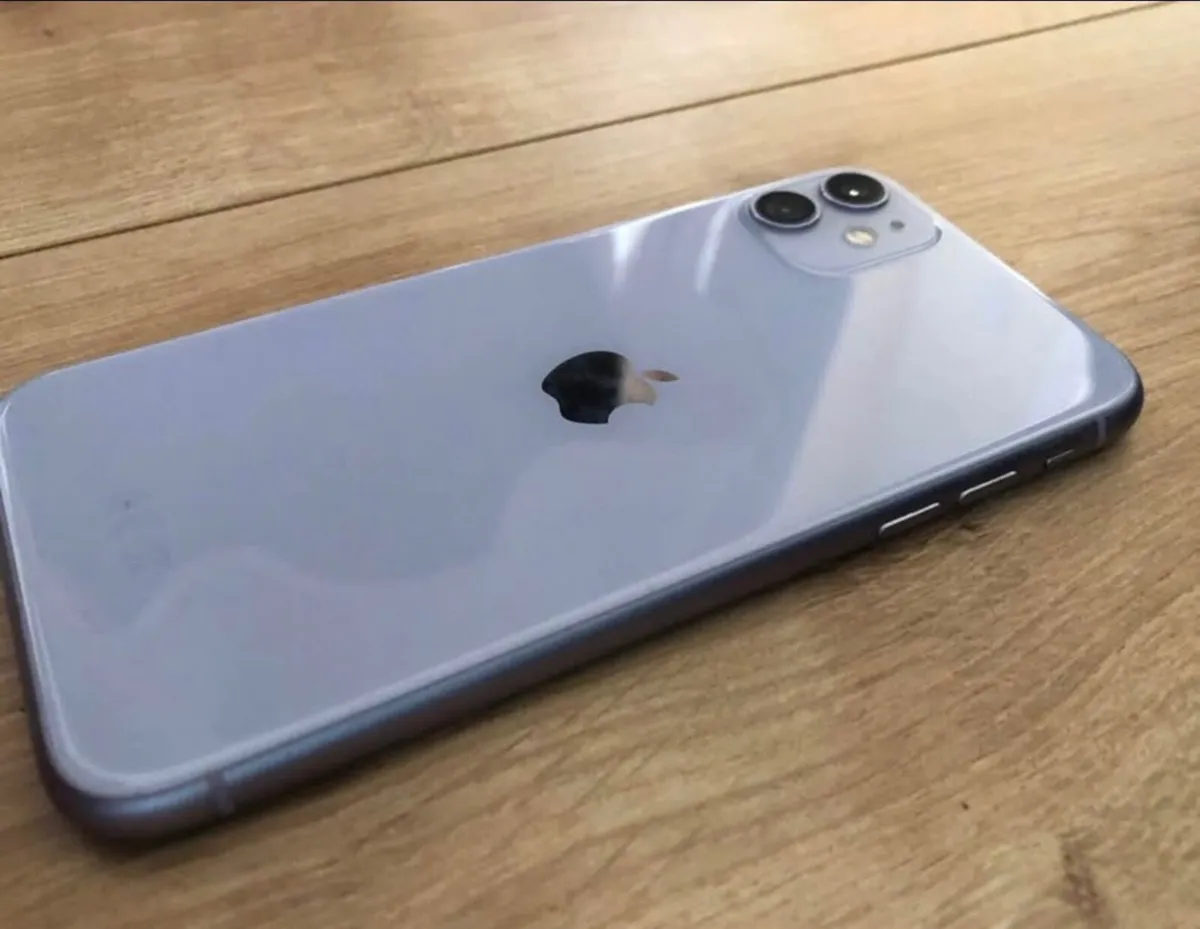 IPhone 11 - Image 4