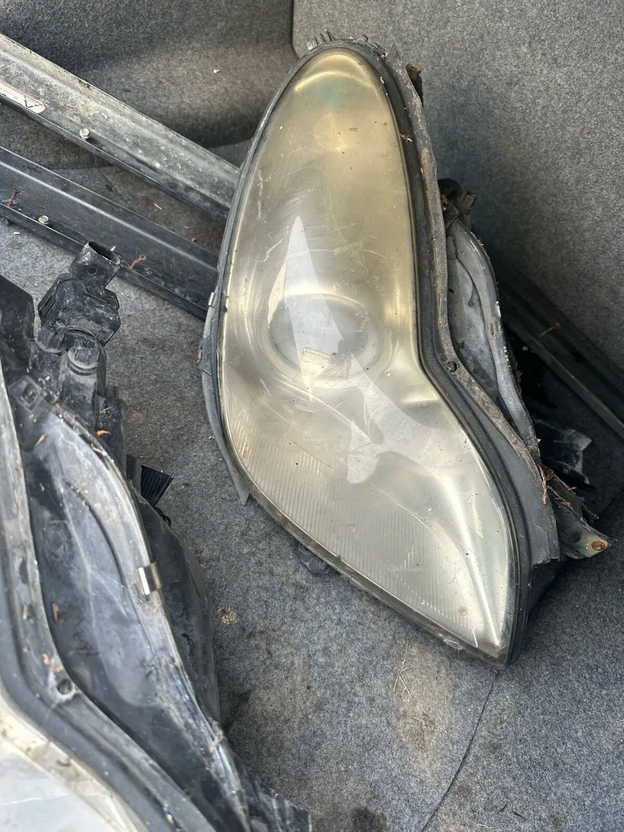Mercedes cls headlamp - Image 1