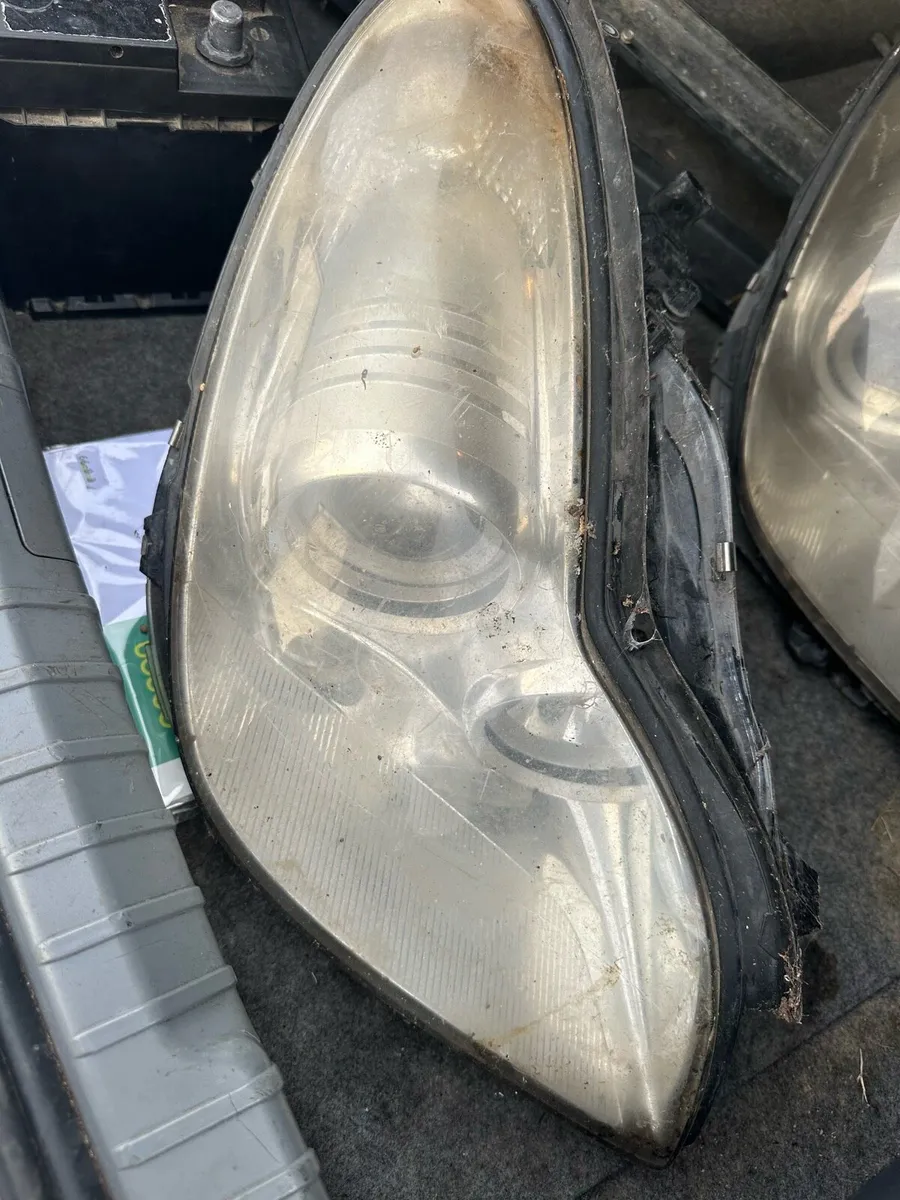 Mercedes cls headlamp - Image 2