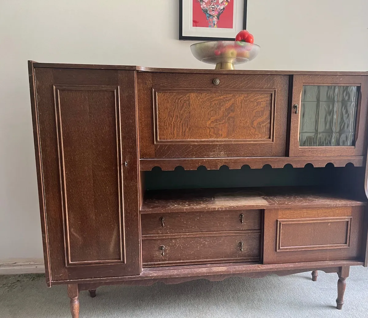 Old oak sideboard / dresser - Image 1