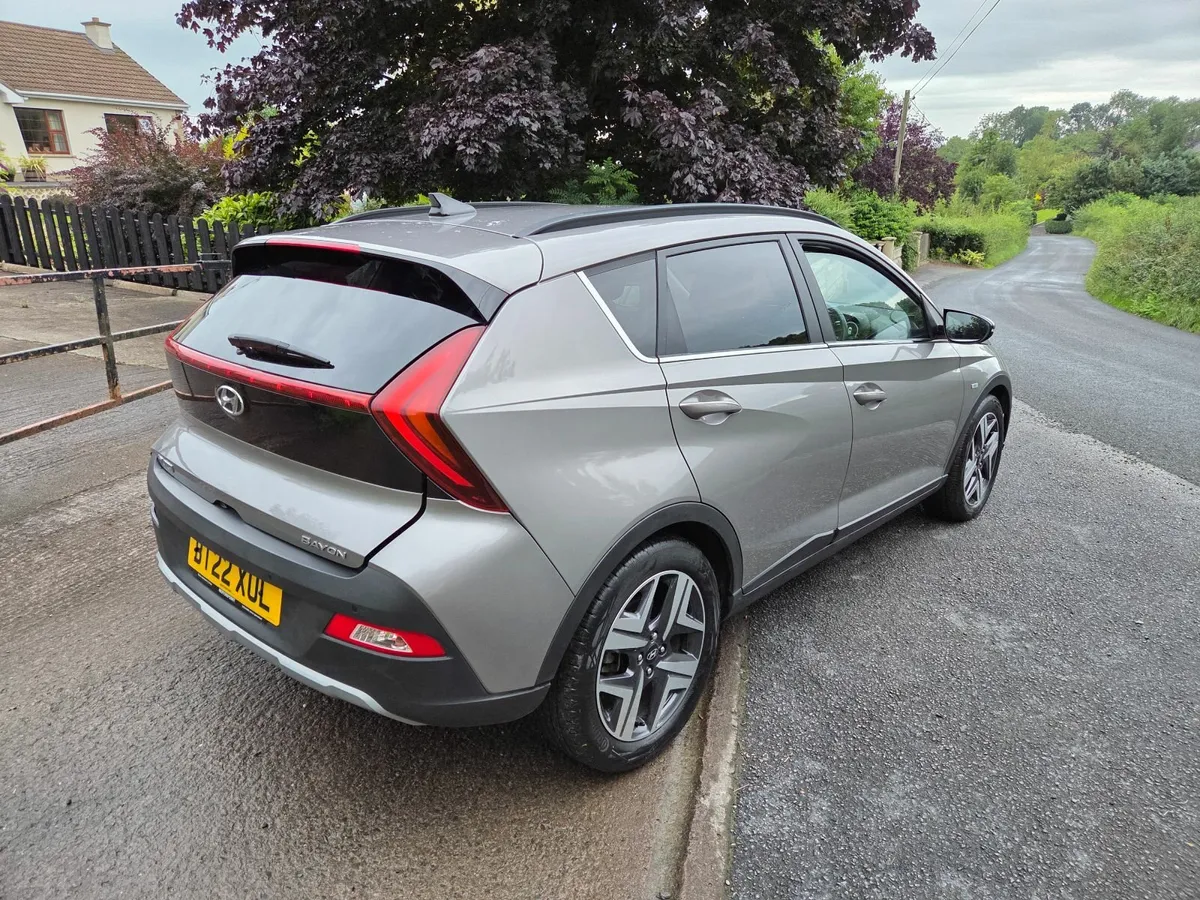 Damaged Repairable 2022 Hyundai Bayon 1.0 Petrol M - Image 2