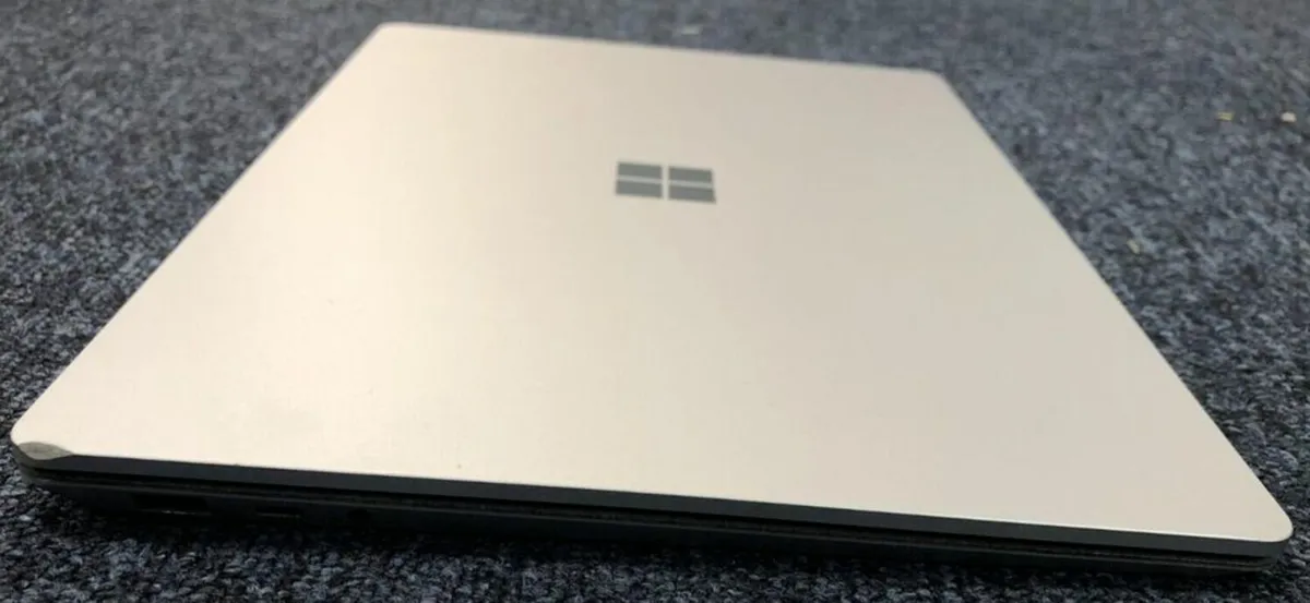 Microsoft Surface Laptop 3 Win 11 i5 8GB 256GB SSD - Image 3