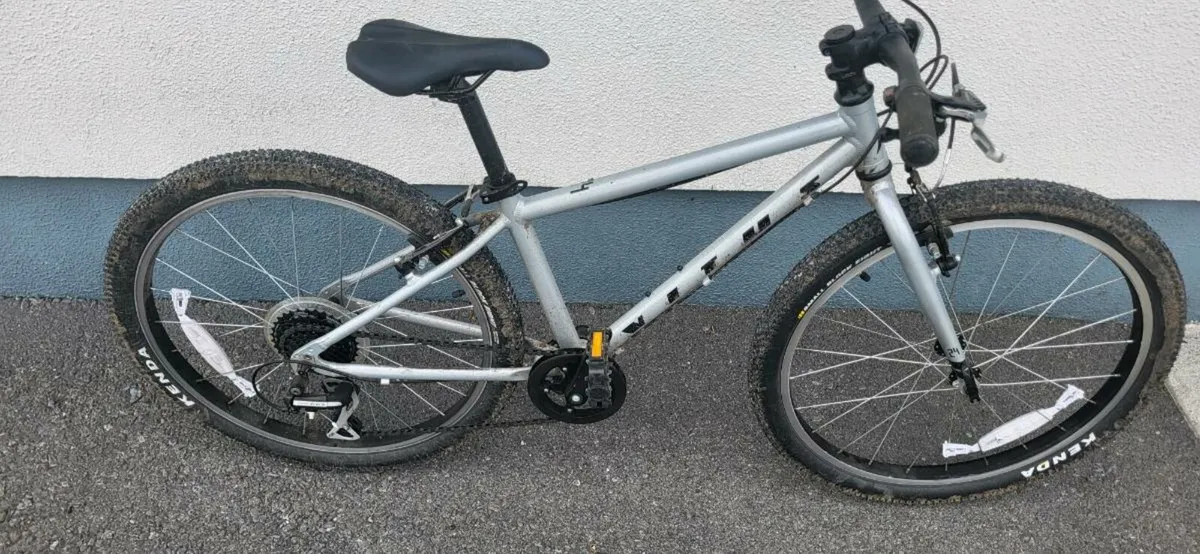 Kids 24 inch bike - Image 1
