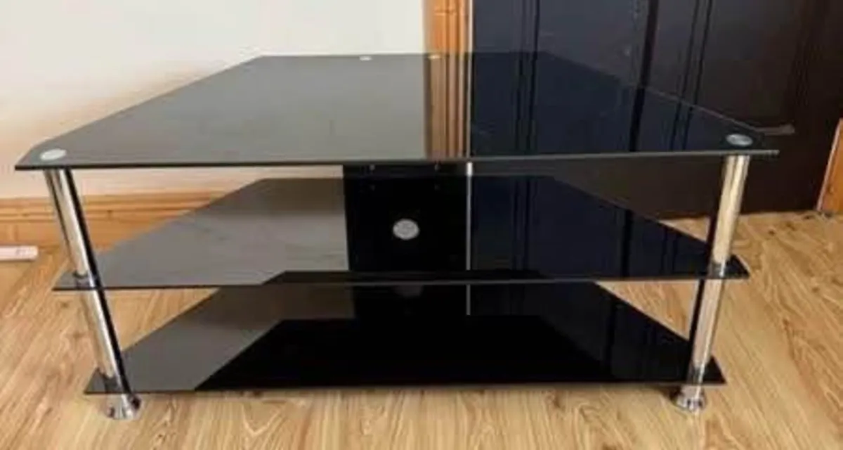 Glass tv stand - Image 1