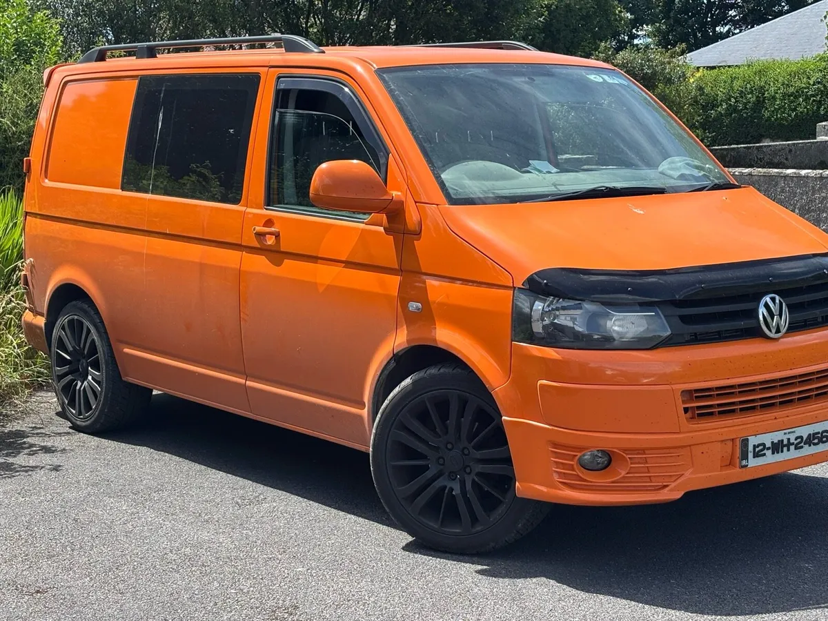 2012 Volkswagen Transporter Crew Cab - Image 1