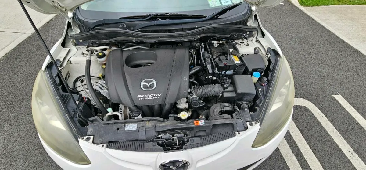 Mazda Demio - Image 4