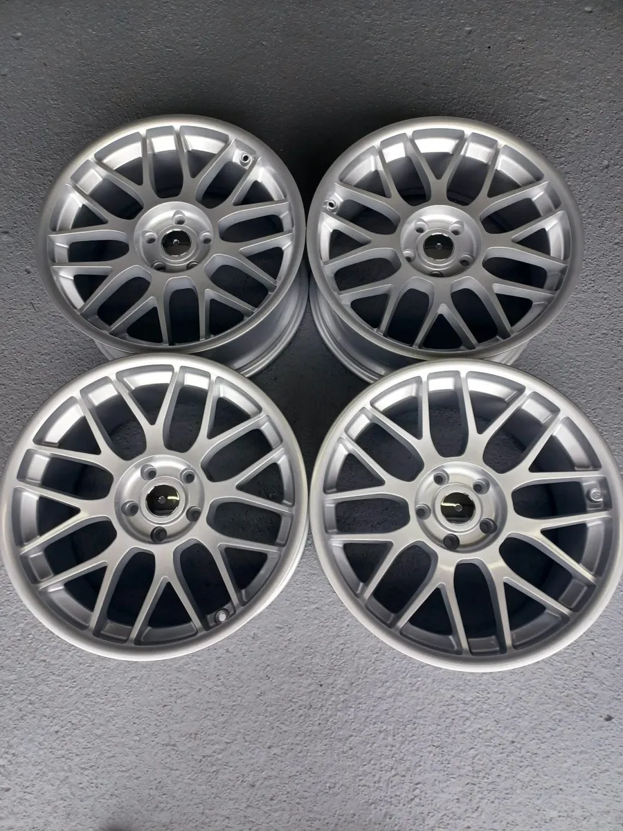 *NEW UN-USED* 19-inch STROM STR2 Alloy Wheels BMW - Image 1