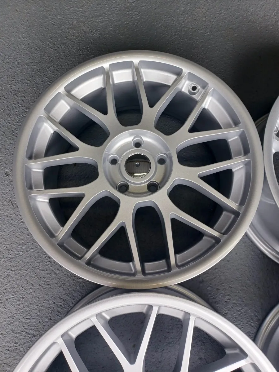 *NEW UN-USED* 19-inch STROM STR2 Alloy Wheels BMW - Image 4