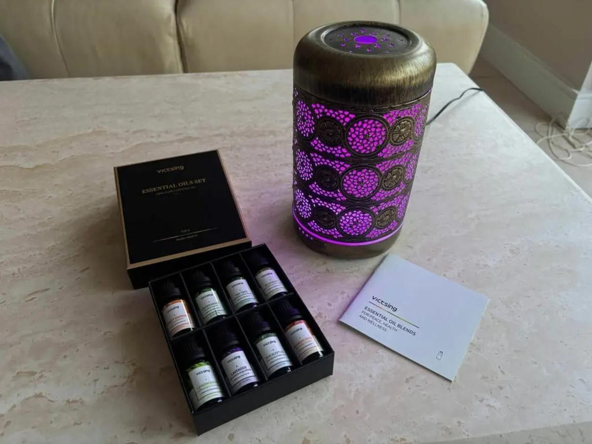 Diffuser lamp and essential oil set - Image 1