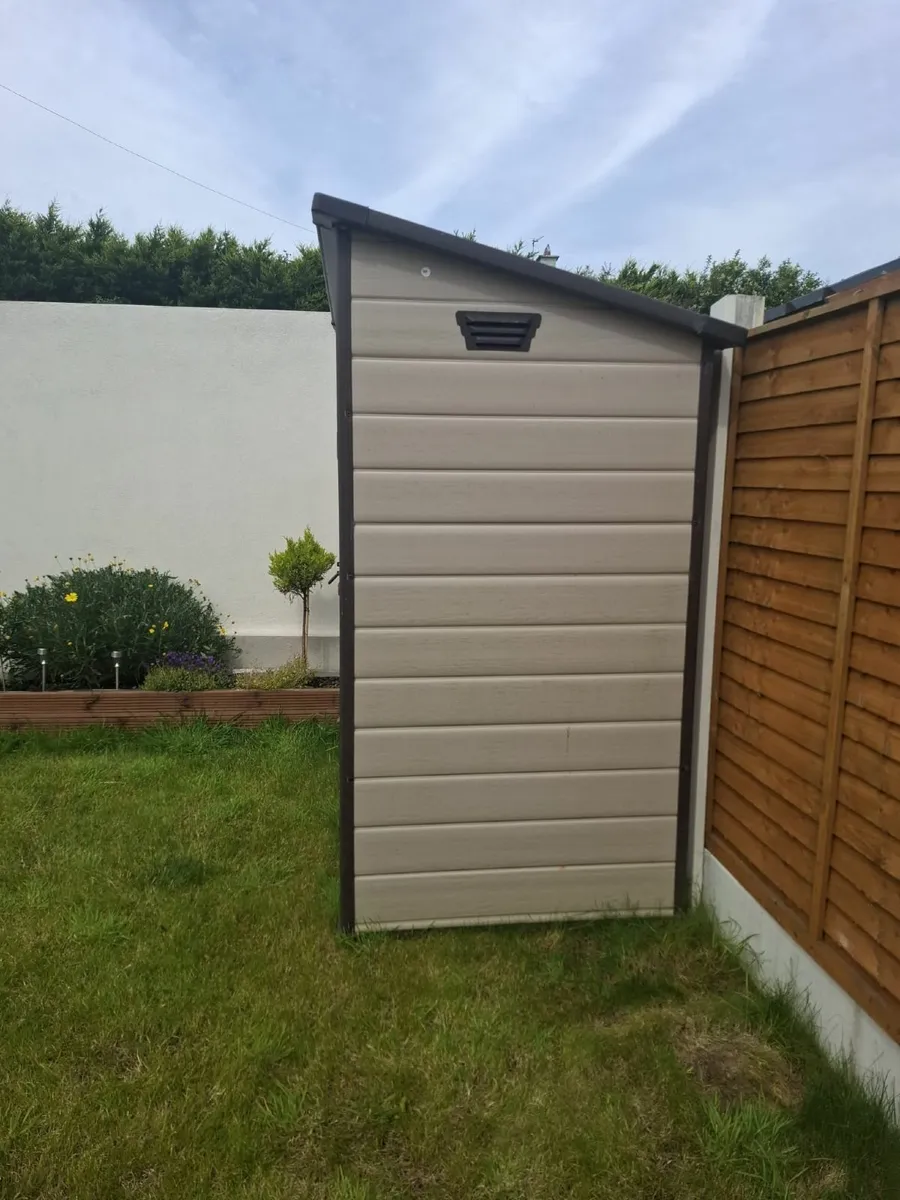 Garden Shed Keter Manor Pent 6x4ft - Image 2