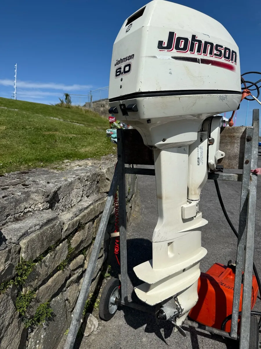 Johnston 6hp two stroke Outboard Engine - Image 2