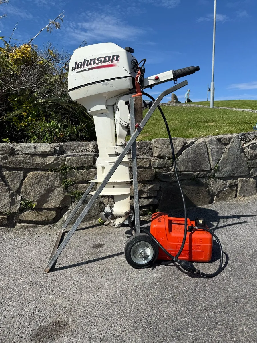 Johnston 6hp two stroke Outboard Engine - Image 1