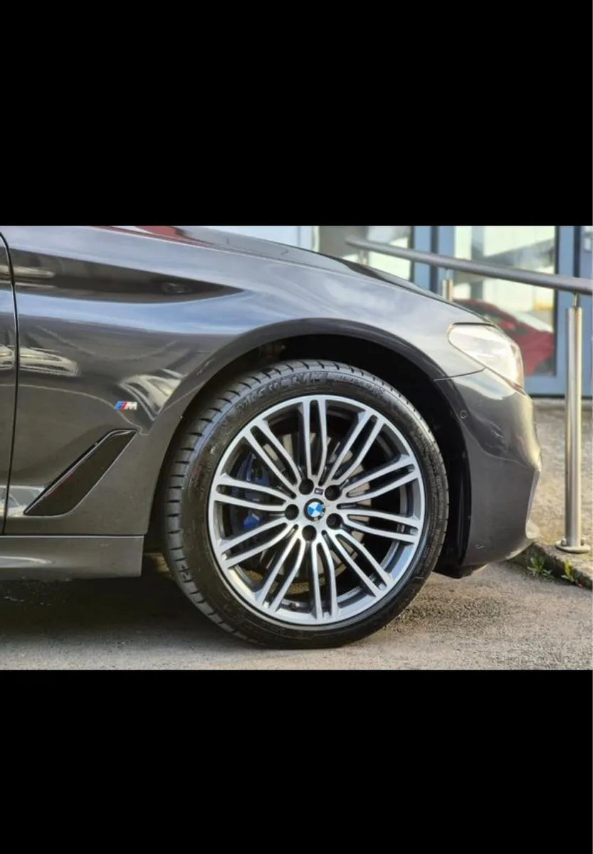 BMW 530e, Plug-In Hybrid, G30 Msport, Automatic - Image 3
