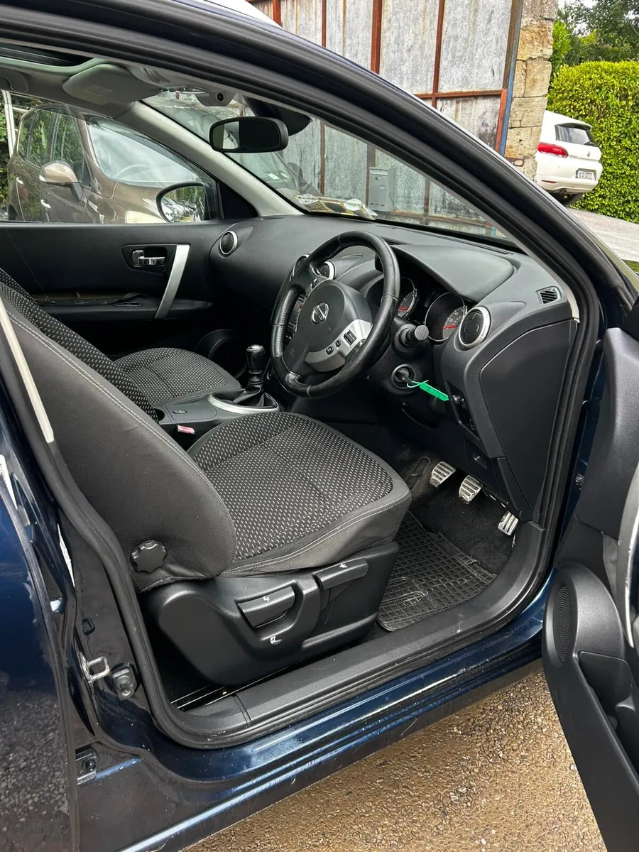 10 Nissan Qashqai+2 1.5DCI 7 SEATER - Image 4