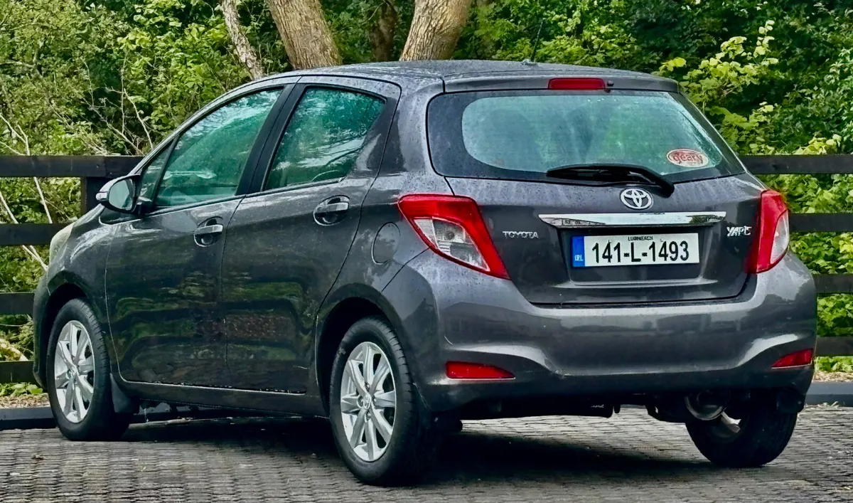 Toyota Yaris 2014 - Image 4