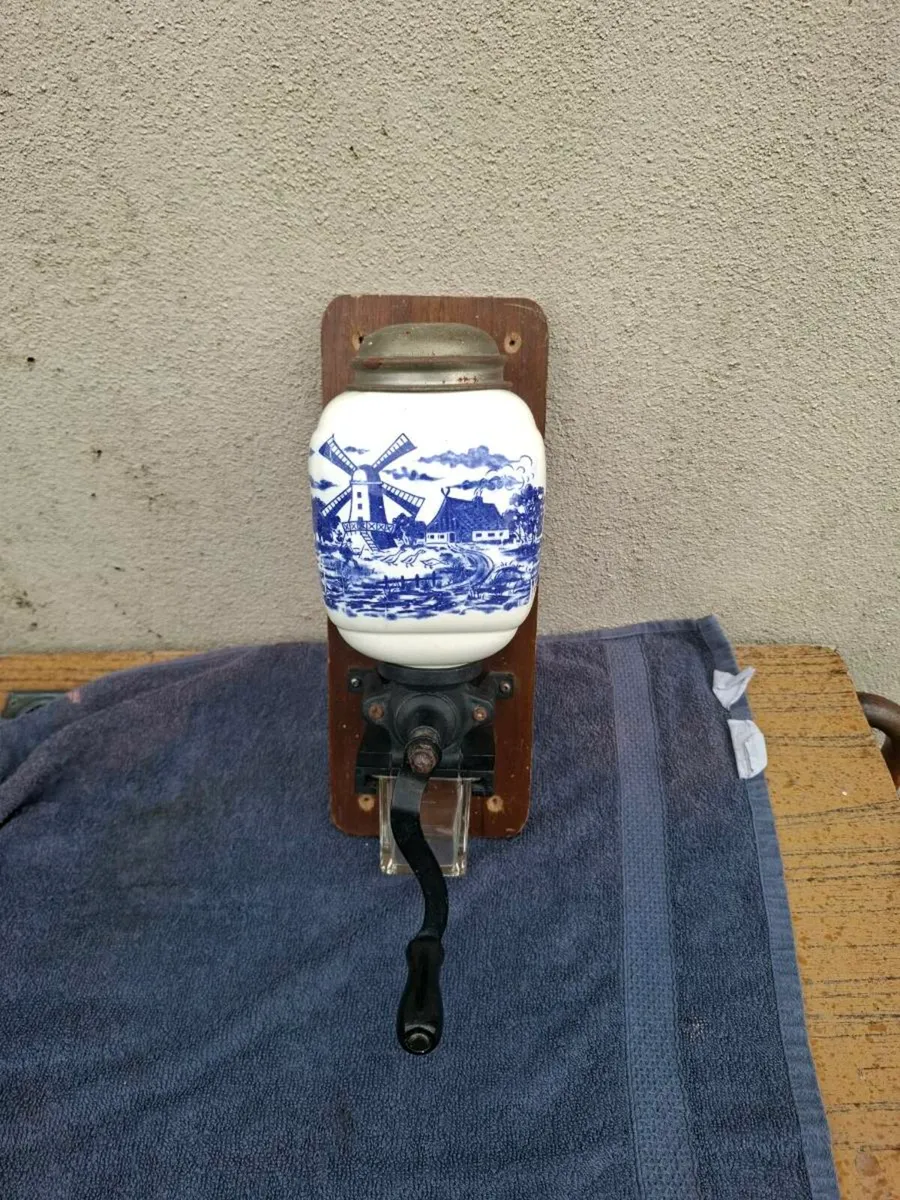 Wall coffee grinder postage possible