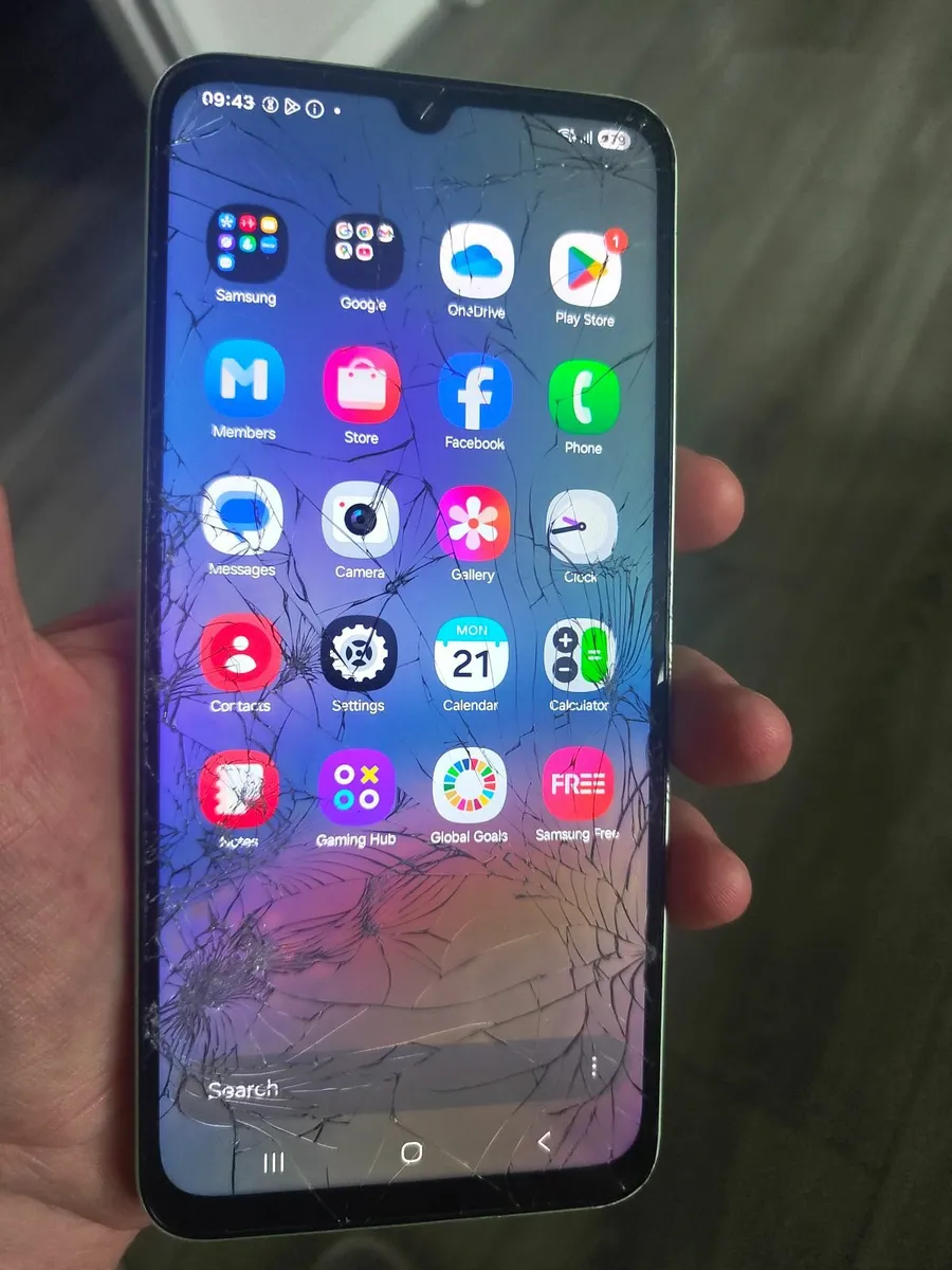 Samsung galaxy A05s   64gb ram 4gb unlocked - Image 2
