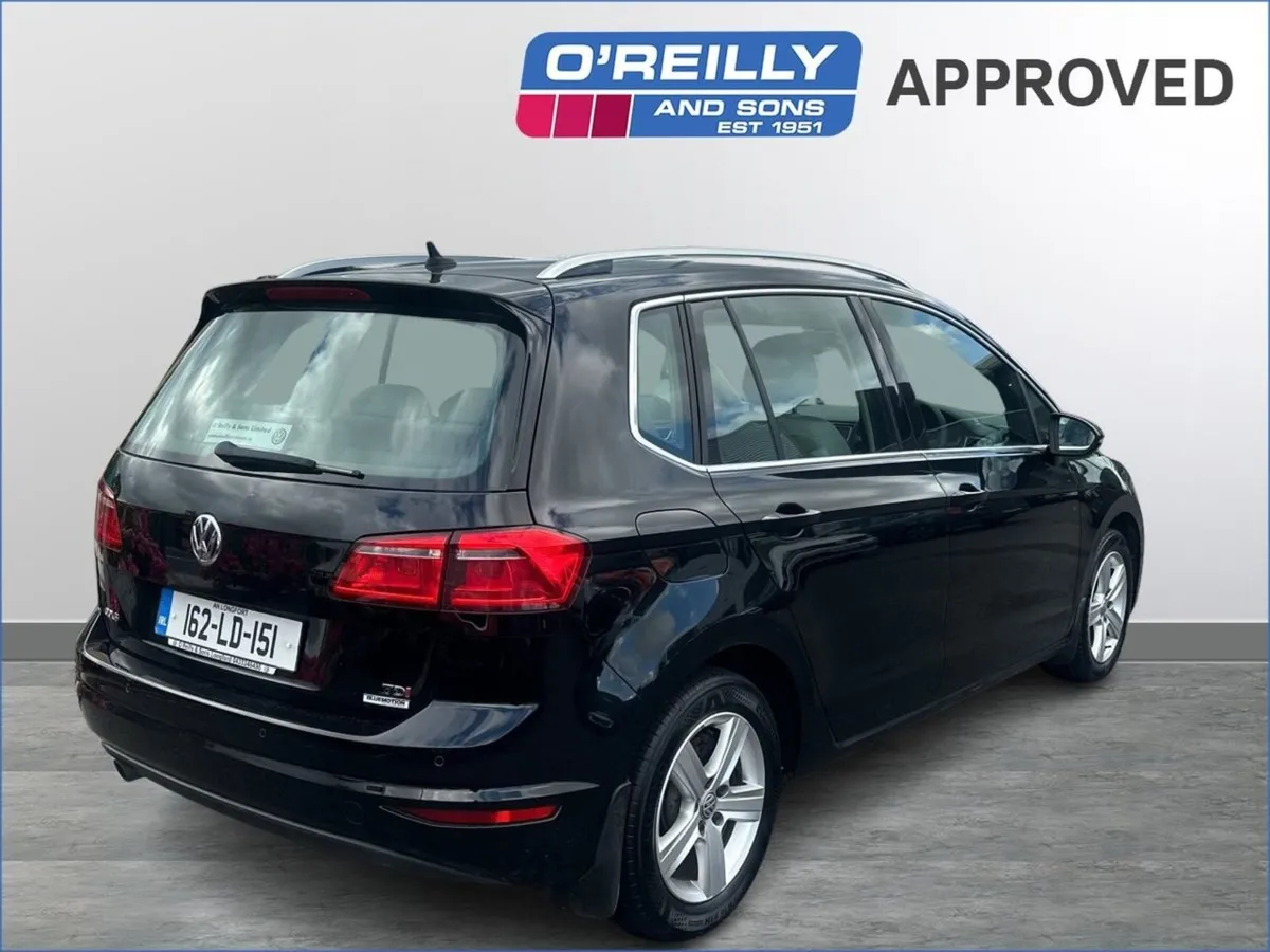 Volkswagen Golf SV 1.6 TDI 110 bhp Highline - Image 3