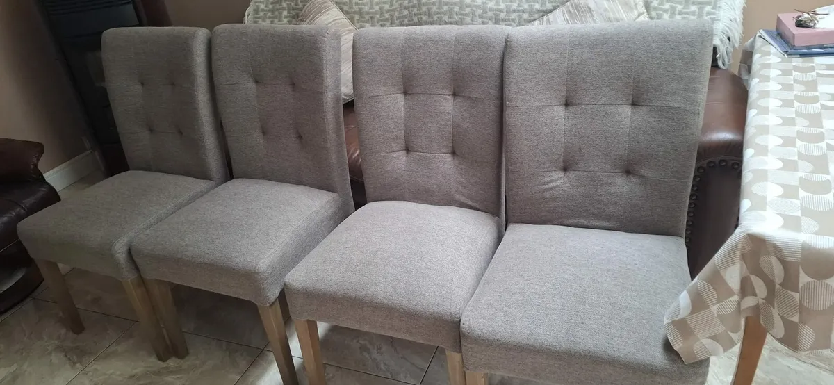 4 x Dining Room chairs - Image 1