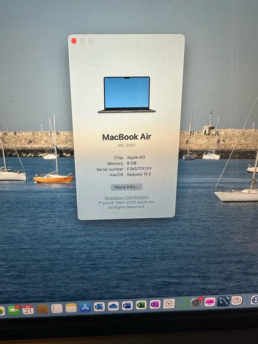 Apple MacBook Air (2022, M2 chip)- 8GB Ram/256 gb - Image 3