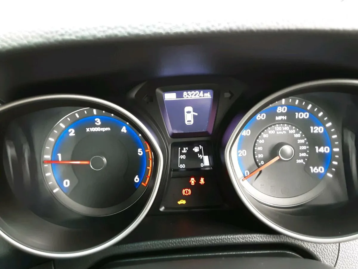 Hyundai i30 1.6 diesel 2015 - Image 2