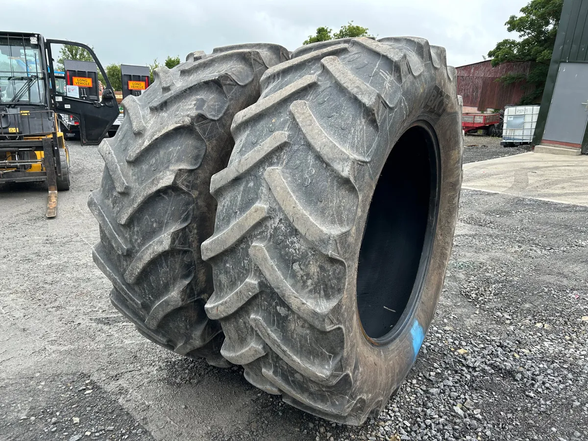 BKT 520/70 38 Rear Tyres - Image 4