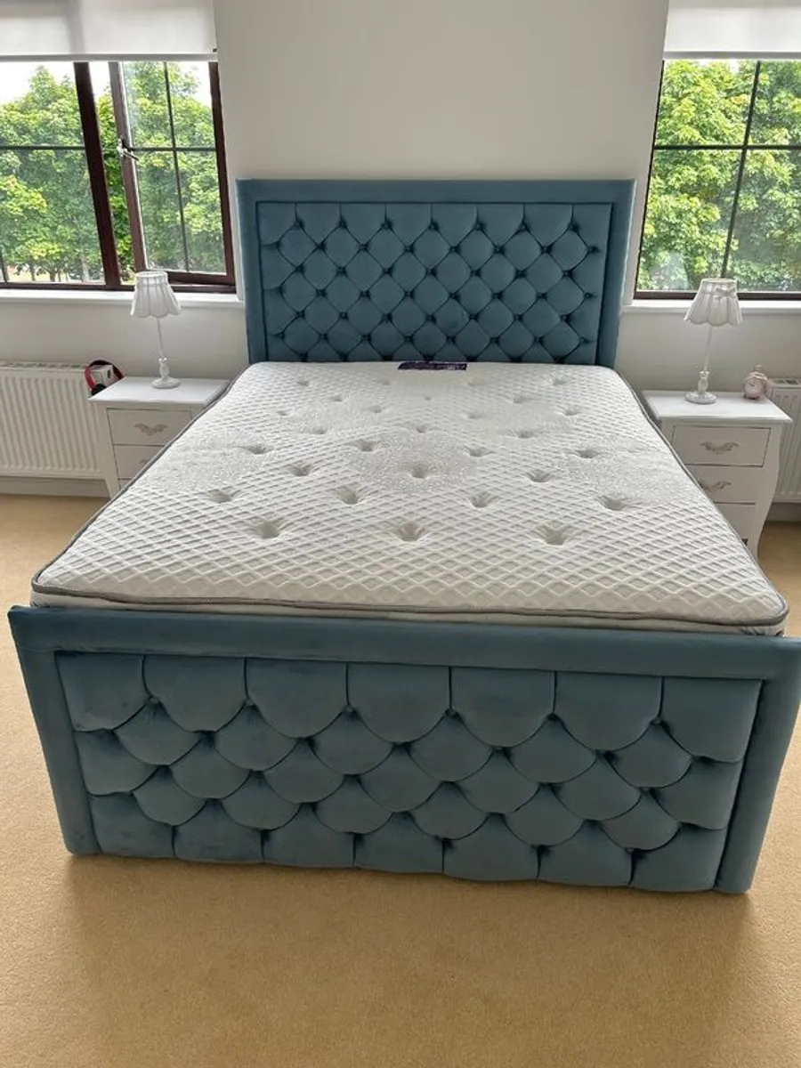 Midleton Private Seller of Kingsize Storage Bed - Image 1