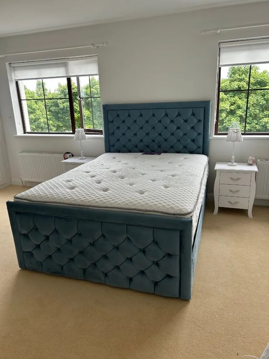 Midleton Private Seller of Kingsize Storage Bed - Image 2