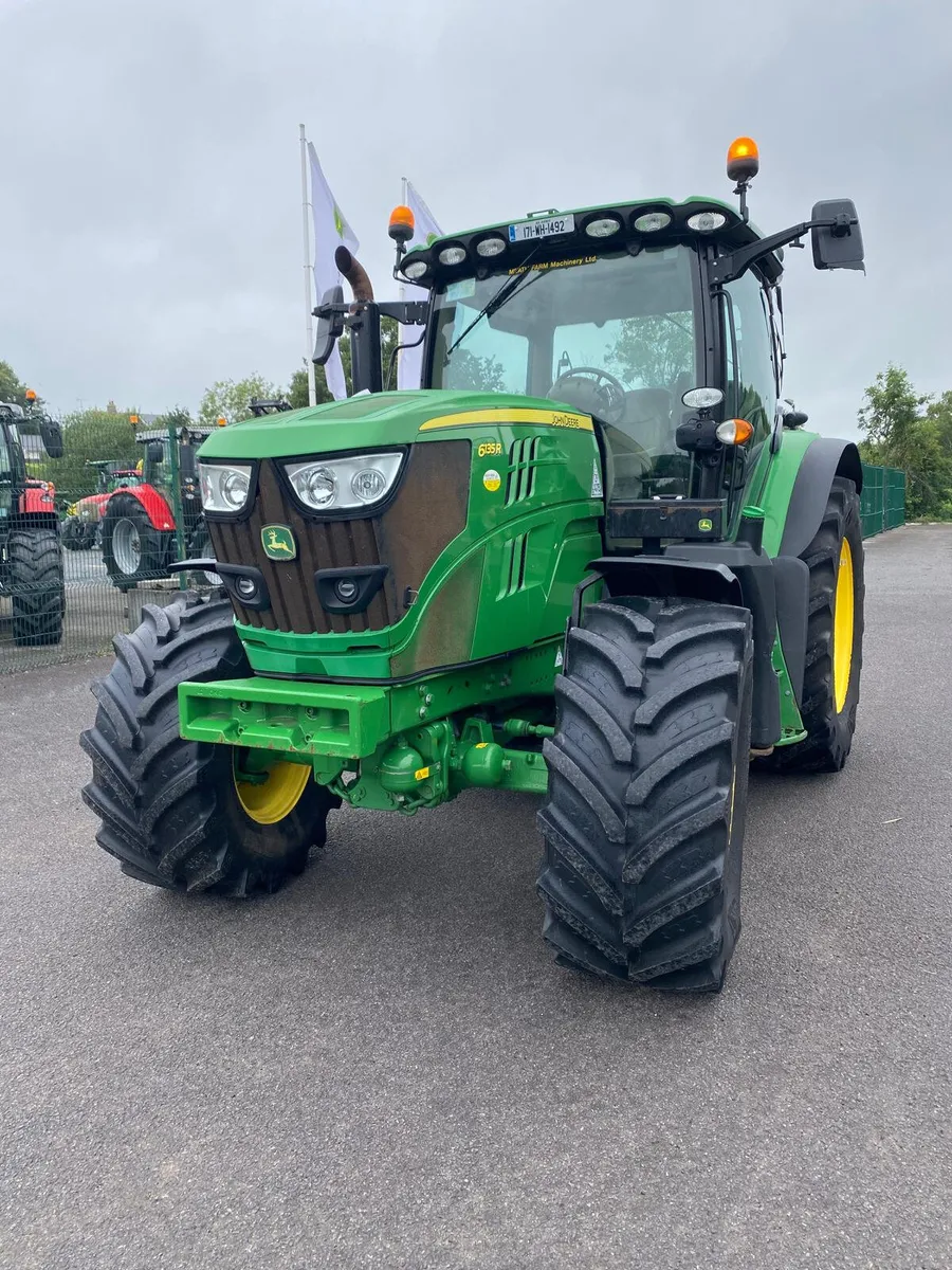 John Deere 6135R - Image 1