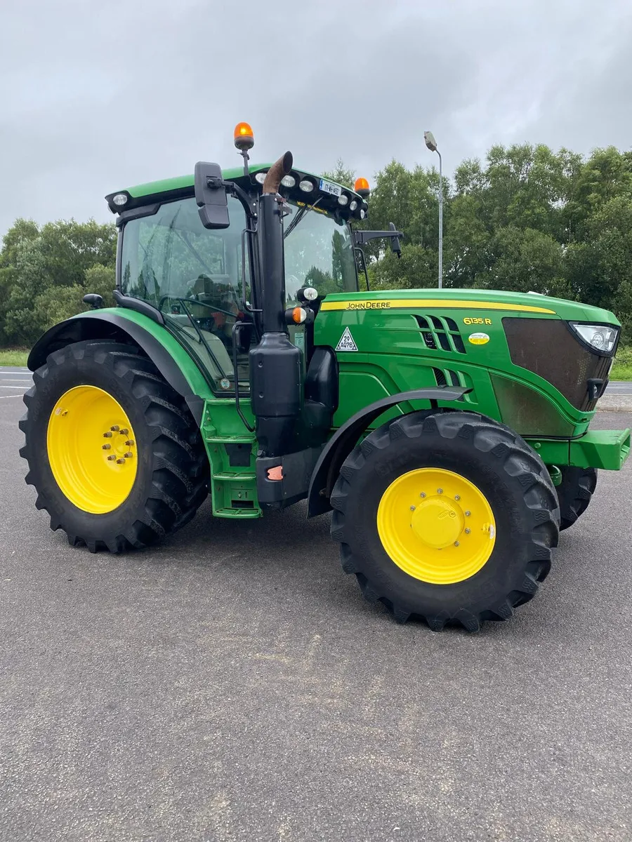 John Deere 6135R - Image 3