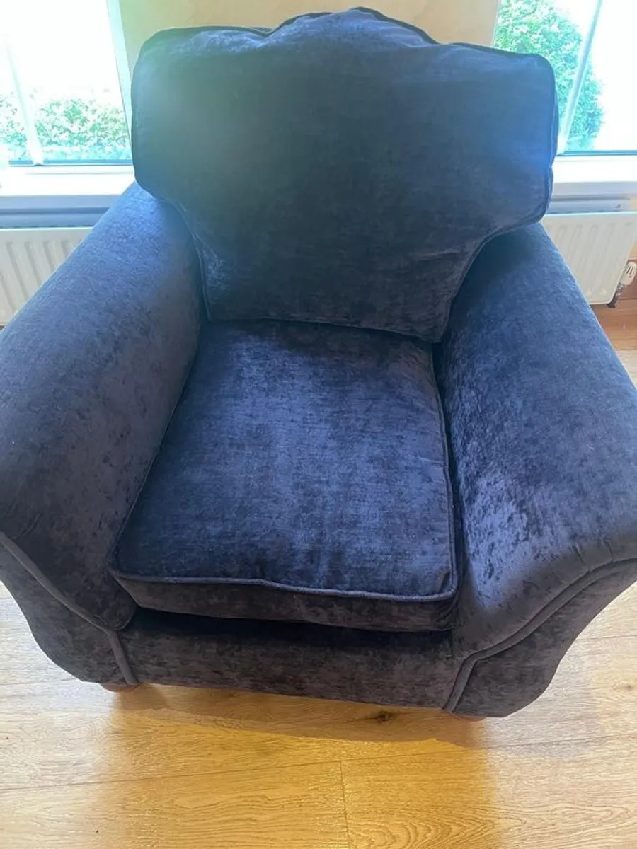 Parker Knoll Jasmine Armchair - Image 2