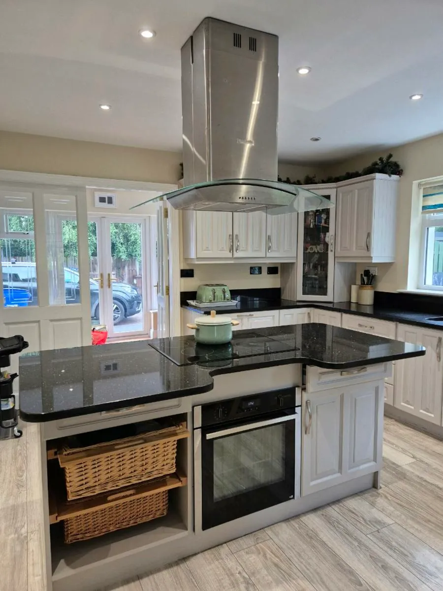 Kitchen - Image 1