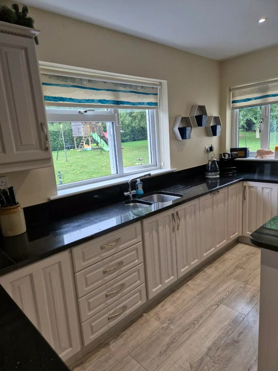 Kitchen - Image 4