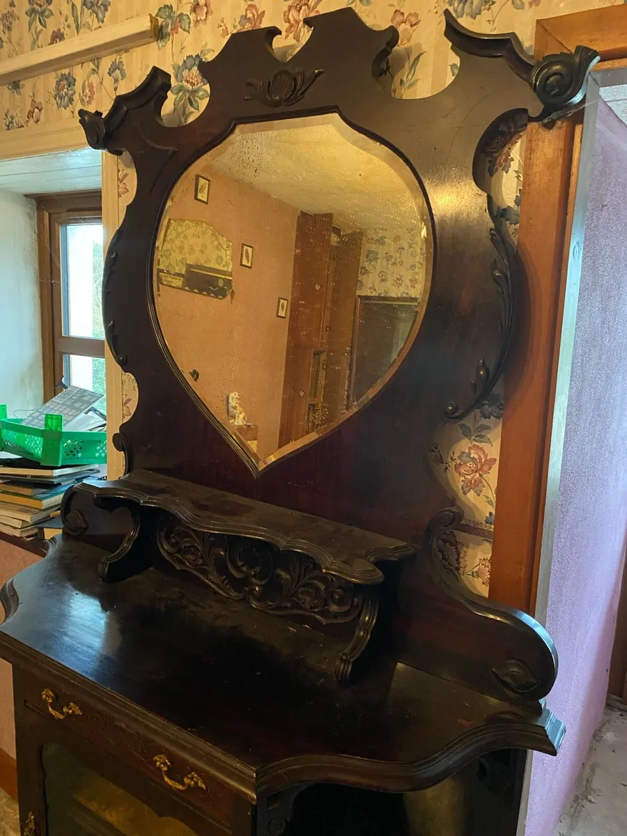 Furniture clearance - Image 1
