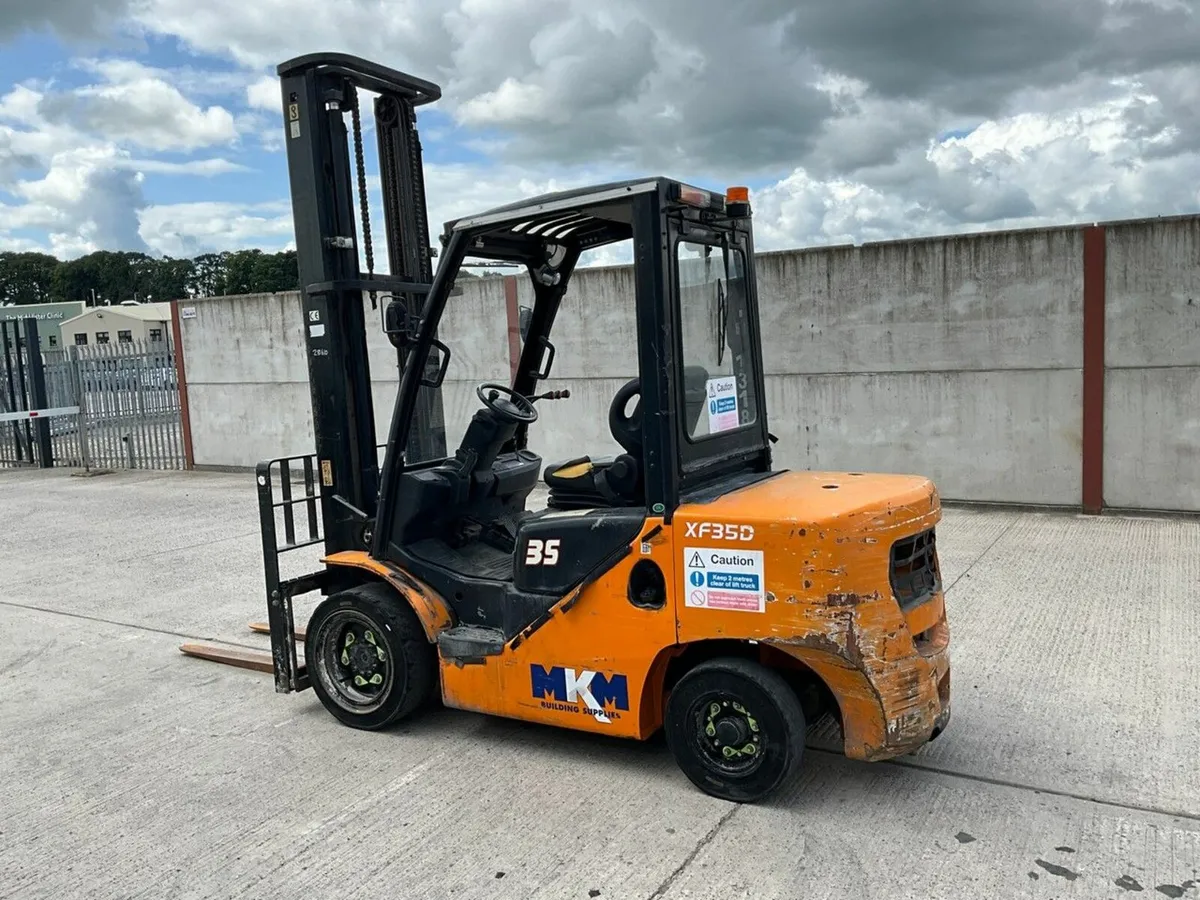 HANGCHA XF30D 3 TON DIESEL FORKLIFT - Image 4