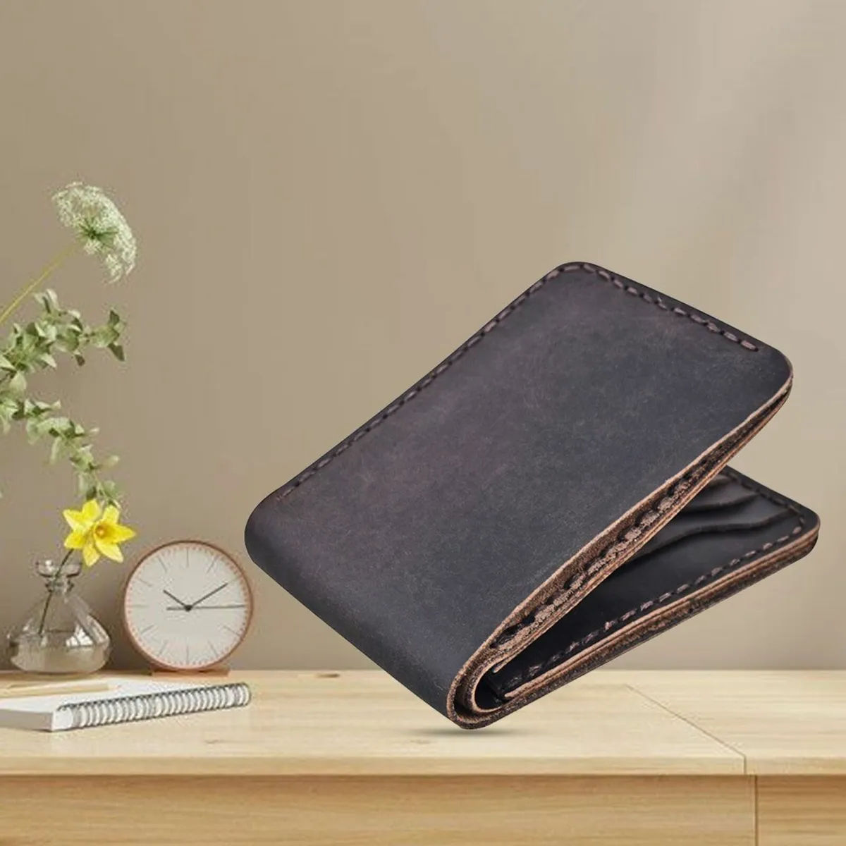 Leather Wallet for Men Bifold Slim Vintage Style - Image 1