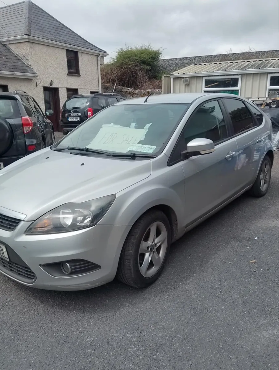 Ford Focus 1.6 petrol - Image 2