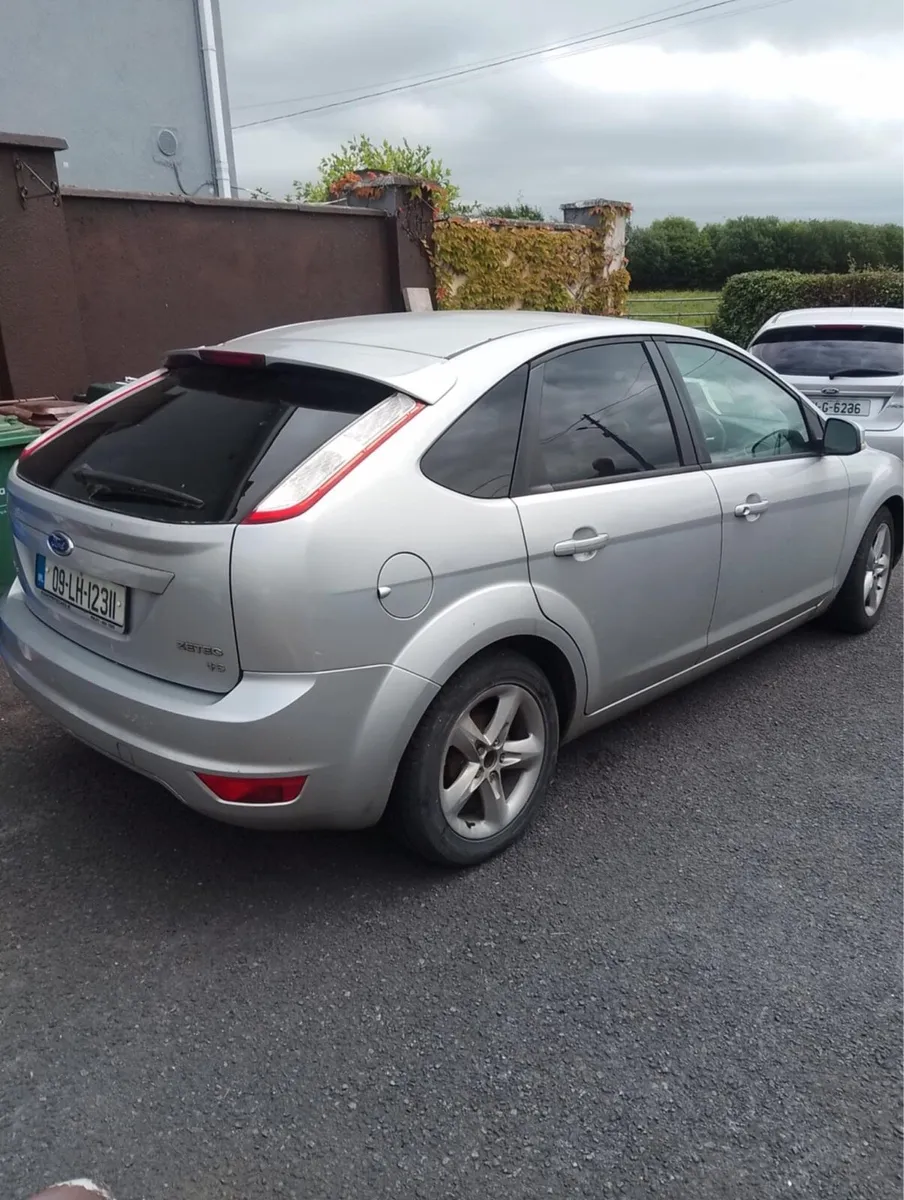 Ford Focus 1.6 petrol - Image 4