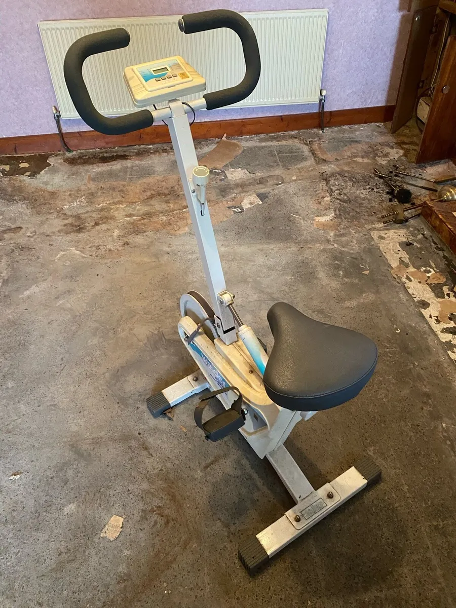 Exercise bike - Image 2