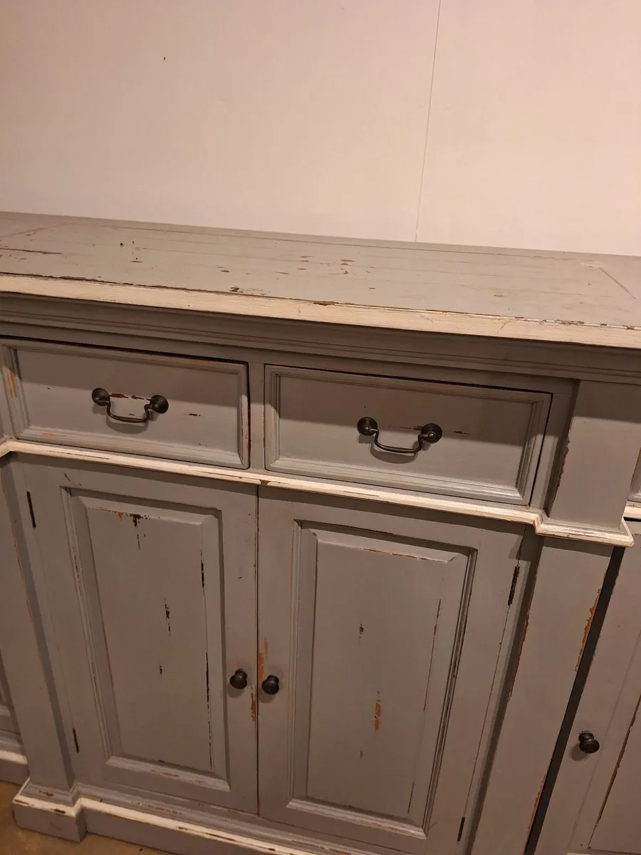Large painted sideboard - Image 2