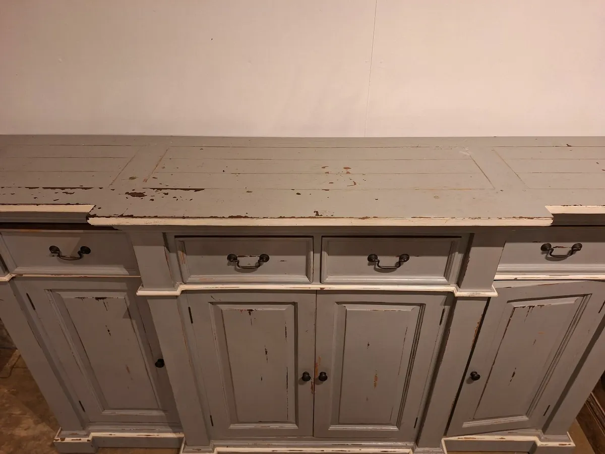 Large painted sideboard - Image 4