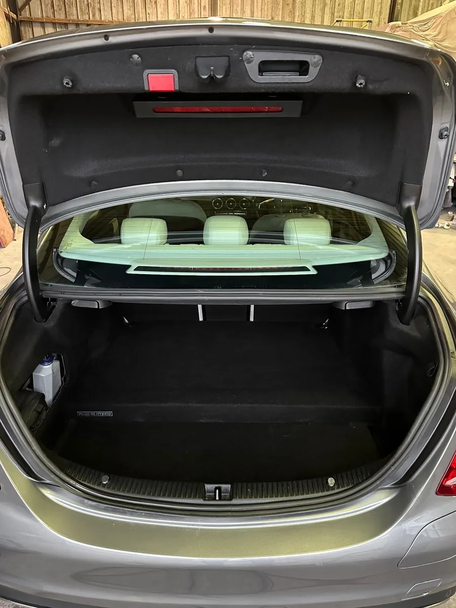 Mercedes-Benz C-Class 2016 - Image 4