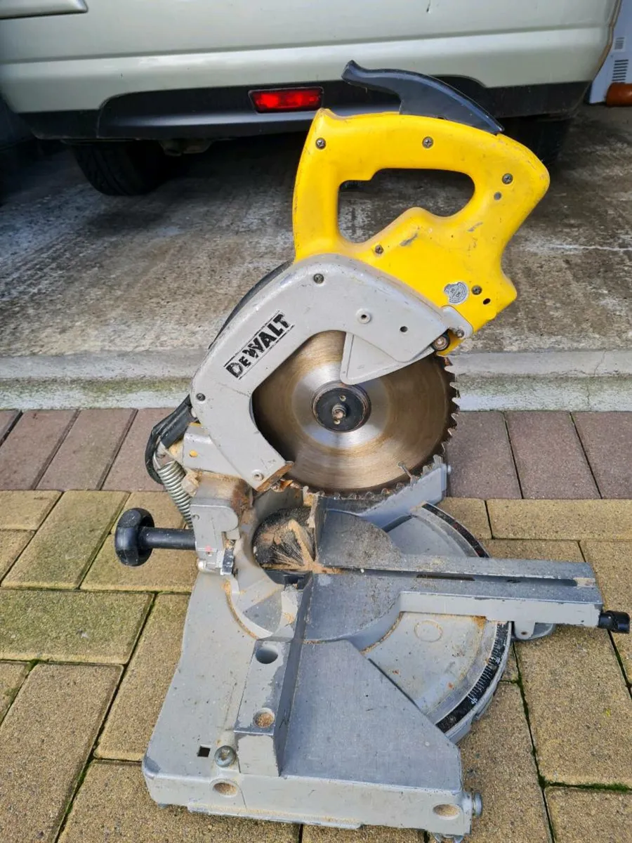 Garage Clearout - Image 2