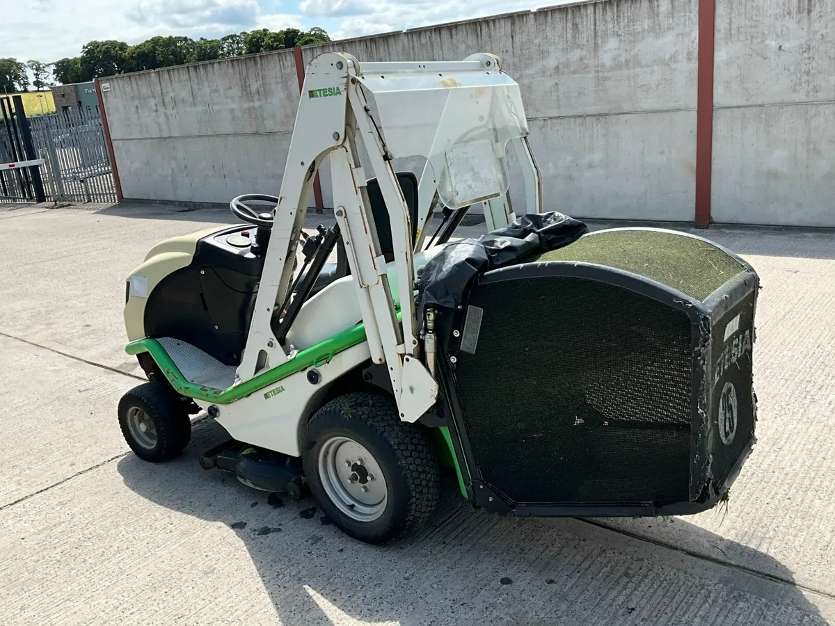 ETESIA RIDE ON DIESEL LAWNMOWER - Image 3