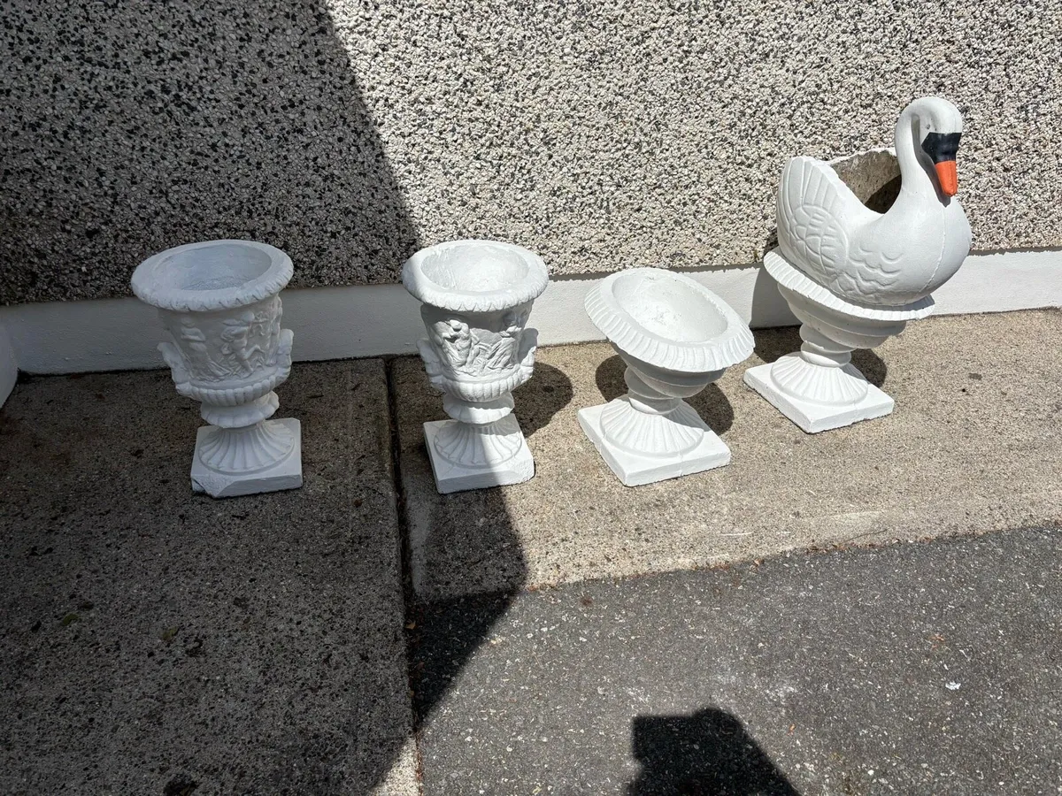 Stone garden pots - Image 2