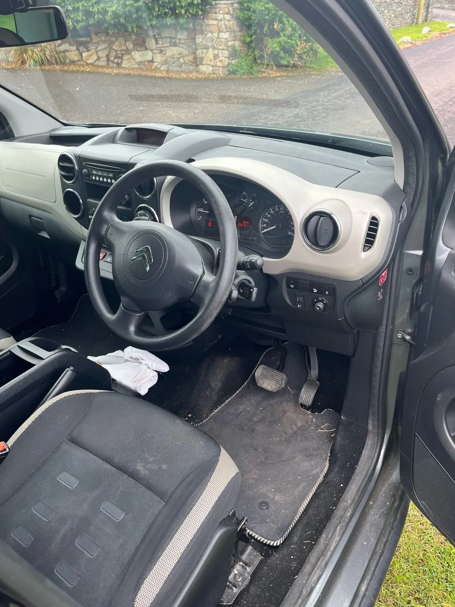 Citroen Berlingo Multispace Wheelchair Accessible - Image 4