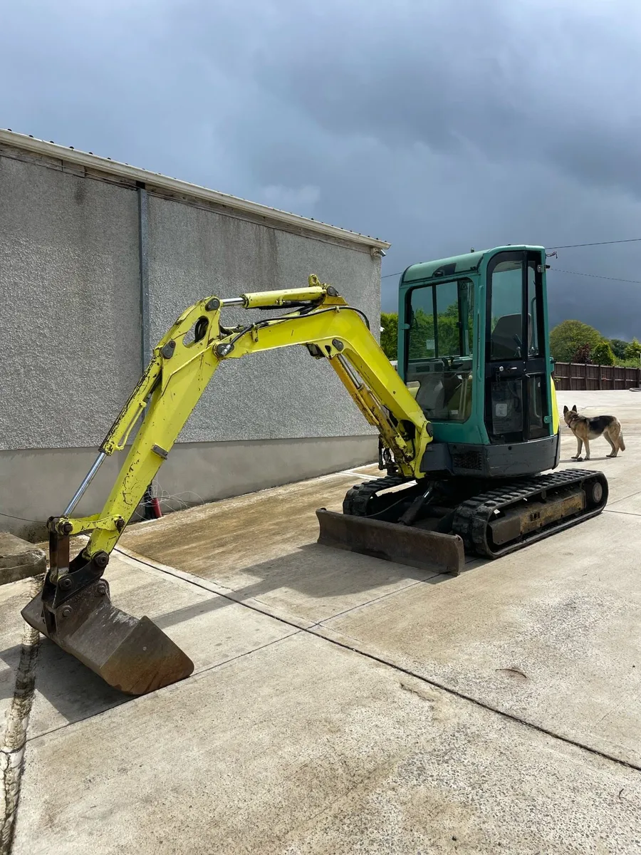 Yanmar 2.7 ton mini digger - Image 3