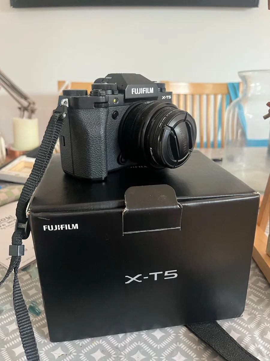 Fujifilm xt5 with Fujinon 18mm f2 prime lens - Image 1